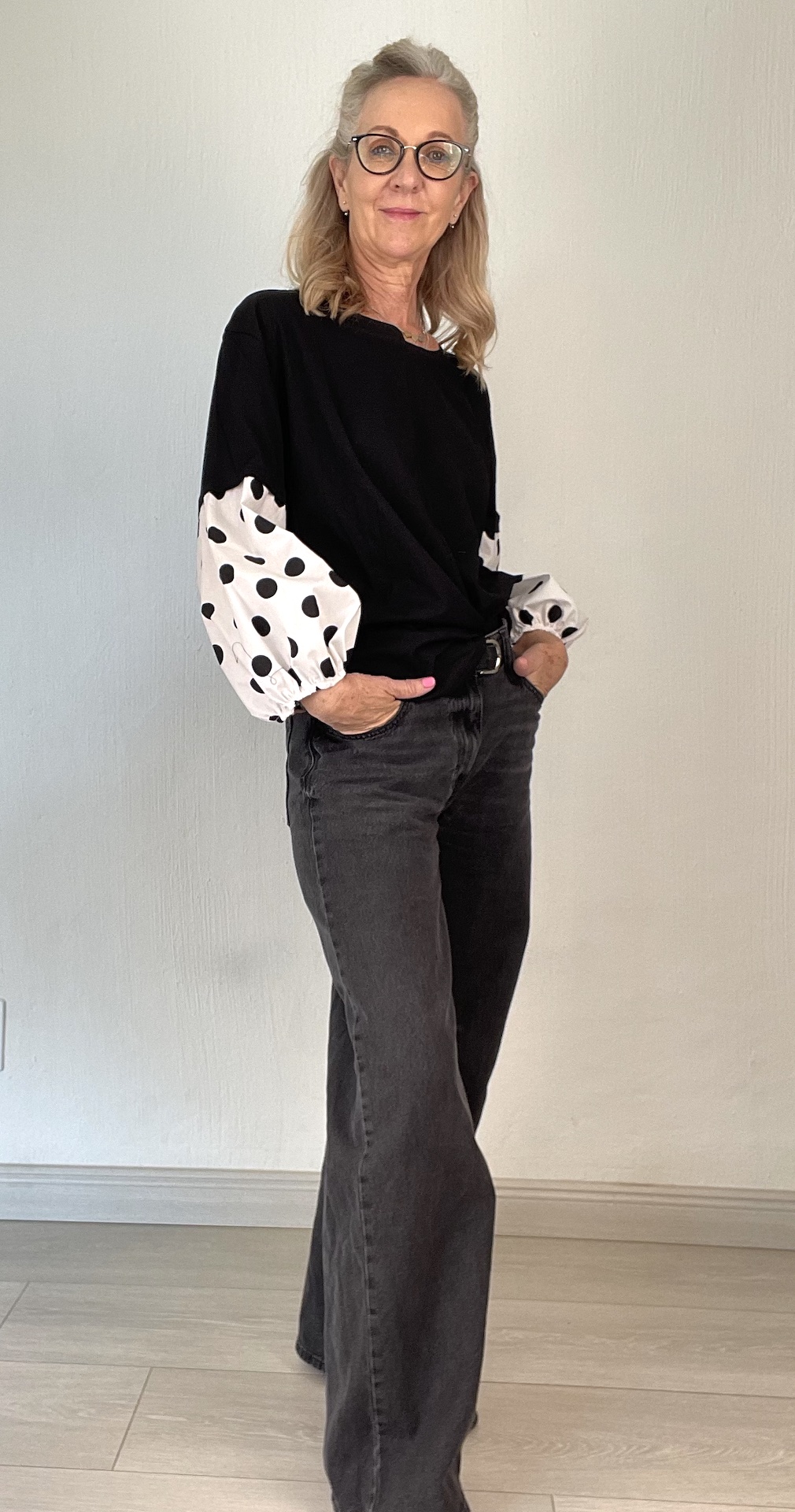 Black T – Style 4 – white and black polka dots