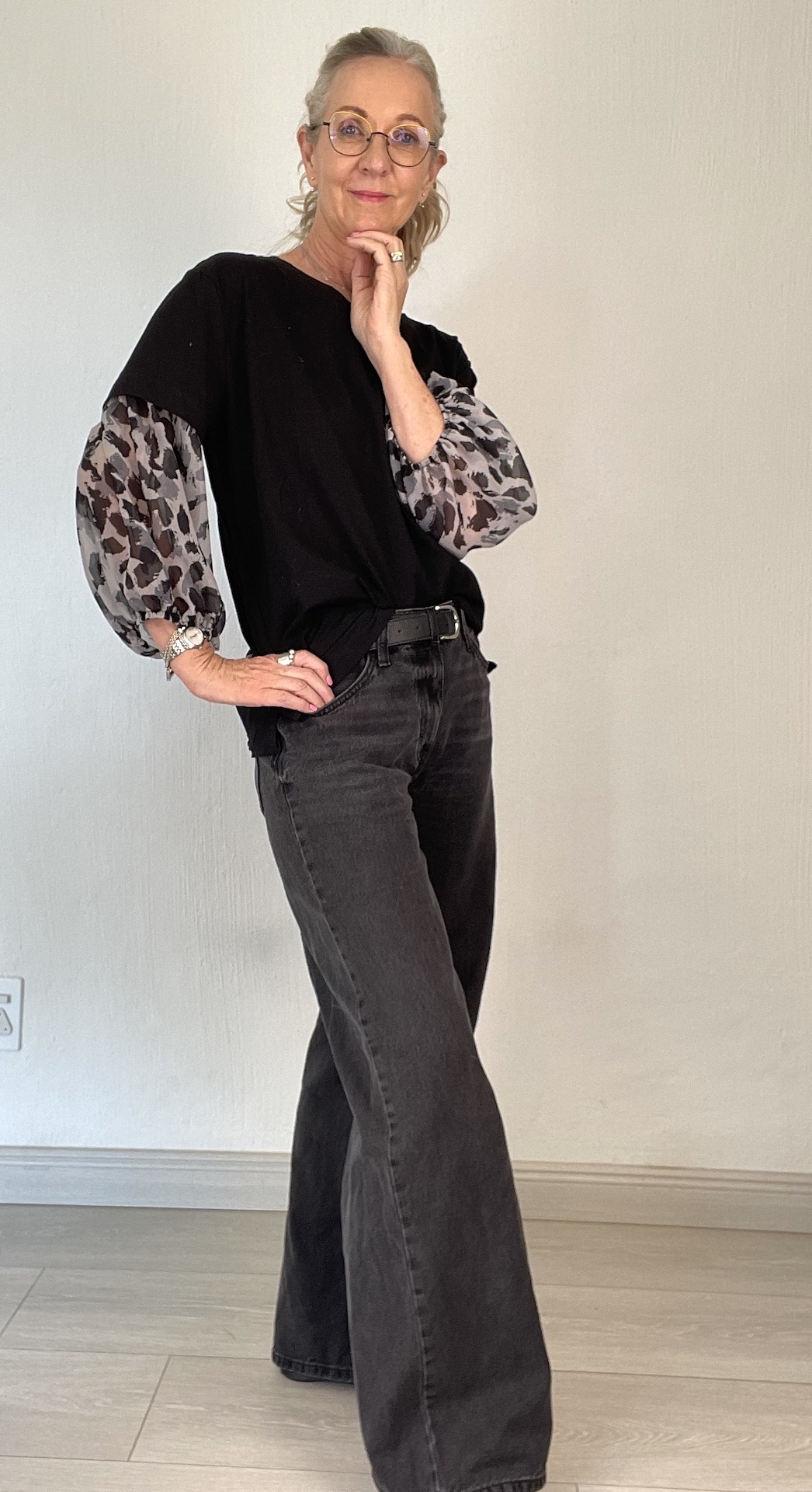 Black T – style 5 with animal print soft sleeve